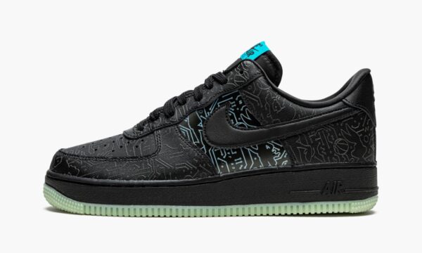 NIKE AIR FORCE 1 LOW “Space Jam – Computer Chip” (en anglais)