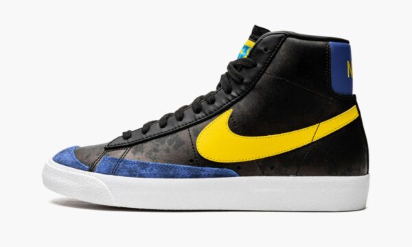 NIKE BLAZER MID ’77 “Peace Love and Basketball” (Paix, amour et basket)
